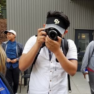 Meet your Posher, Cesar